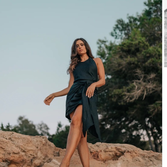 Phair black linen dress - Picture 2 of 7